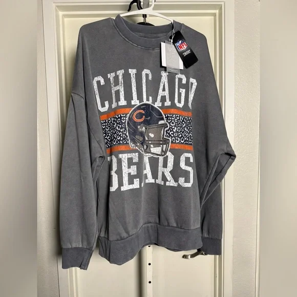 NEW - Gameday Couture Chicago Bears oversized sweatshirt - Picture 3 of 6